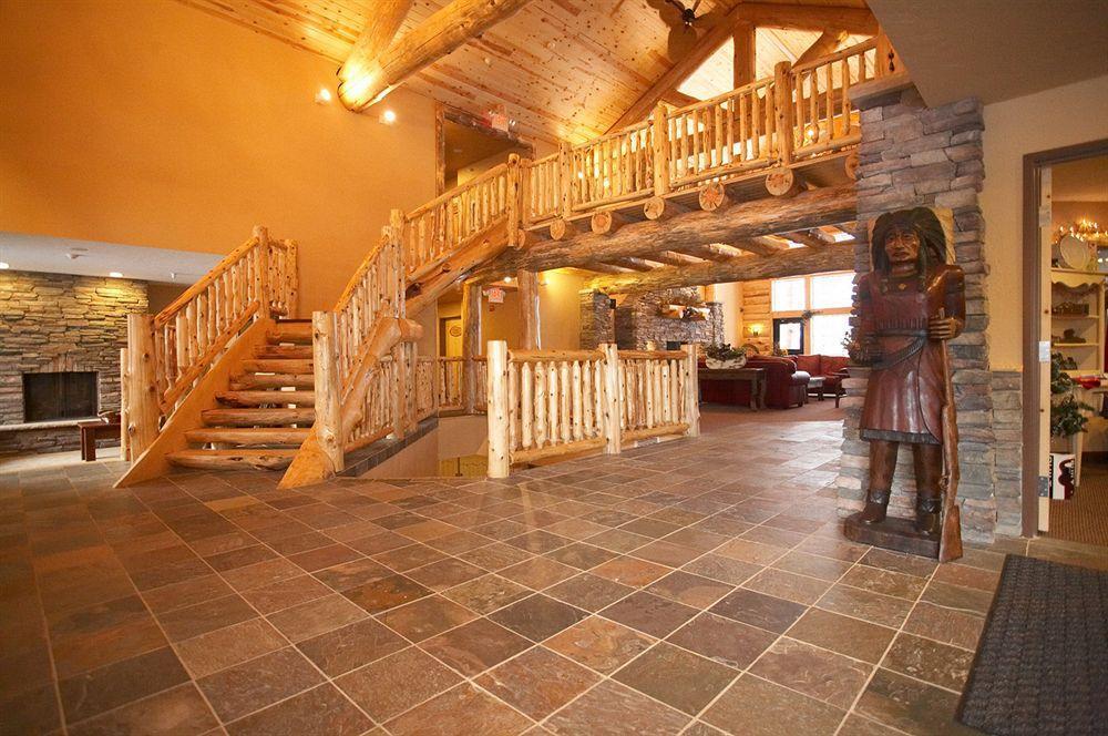 Whitefish Lodge And Suites Cross Lake 外观 照片