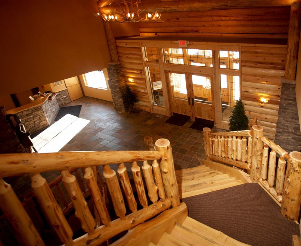Whitefish Lodge And Suites Cross Lake 外观 照片